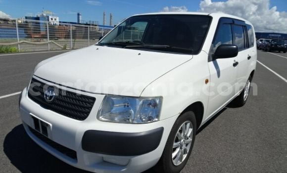 Nunua Imported Toyota Succeed Nyeupe Gari ndani ya Dar es Salaam nchini Dar es Salaam Nunua Imported Toyota Succeed Nyeupe Gari ndani ya Dar es Salaam nchini Dar es Salaam