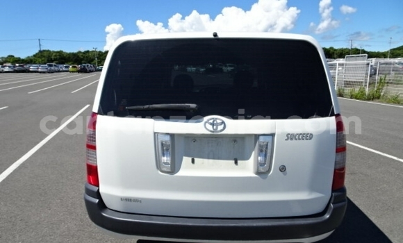 Nunua Imported Toyota Succeed Nyeupe Gari ndani ya Dar es Salaam nchini Dar es Salaam Nunua Imported Toyota Succeed Nyeupe Gari ndani ya Dar es Salaam nchini Dar es Salaam