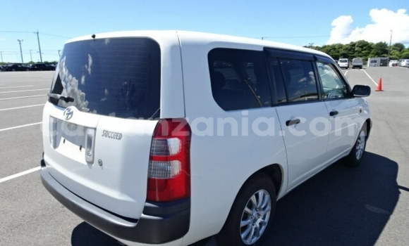 Nunua Imported Toyota Succeed Nyeupe Gari ndani ya Dar es Salaam nchini Dar es Salaam Nunua Imported Toyota Succeed Nyeupe Gari ndani ya Dar es Salaam nchini Dar es Salaam