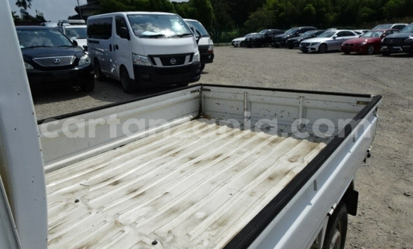 Nunua Imported Suzuki Carry Nyeupe Gari ndani ya Dar es Salaam nchini Dar es Salaam Nunua Imported Suzuki Carry Nyeupe Gari ndani ya Dar es Salaam nchini Dar es Salaam