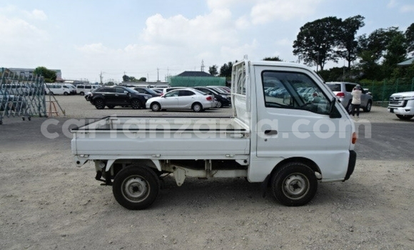 Nunua Imported Suzuki Carry Nyeupe Gari ndani ya Dar es Salaam nchini Dar es Salaam Nunua Imported Suzuki Carry Nyeupe Gari ndani ya Dar es Salaam nchini Dar es Salaam