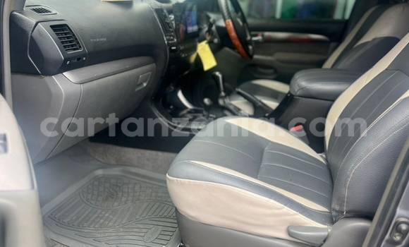 Nunua Ilio tumika Toyota Land Cruiser Prado Bluu Gari ndani ya Dar es Salaam nchini Dar es Salaam Nunua Ilio tumika Toyota Land Cruiser Prado Bluu Gari ndani ya Dar es Salaam nchini Dar es Salaam