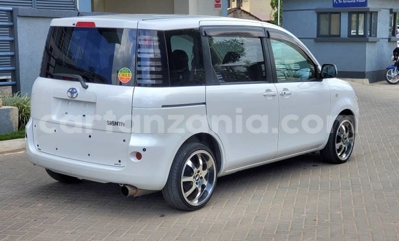 Nunua Imported Toyota Sienta Nyeupe Gari ndani ya Dar es Salaam nchini Dar es Salaam Nunua Imported Toyota Sienta Nyeupe Gari ndani ya Dar es Salaam nchini Dar es Salaam