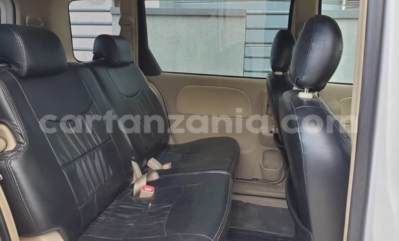 Nunua Imported Toyota Sienta Nyeupe Gari ndani ya Dar es Salaam nchini Dar es Salaam Nunua Imported Toyota Sienta Nyeupe Gari ndani ya Dar es Salaam nchini Dar es Salaam