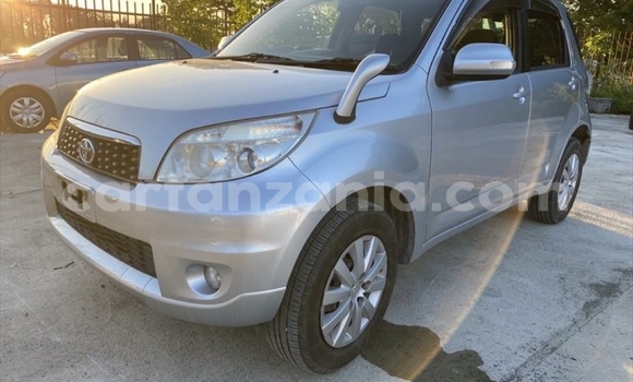Nunua Imported Toyota Rush Fedha Gari ndani ya Dar es Salaam nchini Dar es Salaam Nunua Imported Toyota Rush Fedha Gari ndani ya Dar es Salaam nchini Dar es Salaam