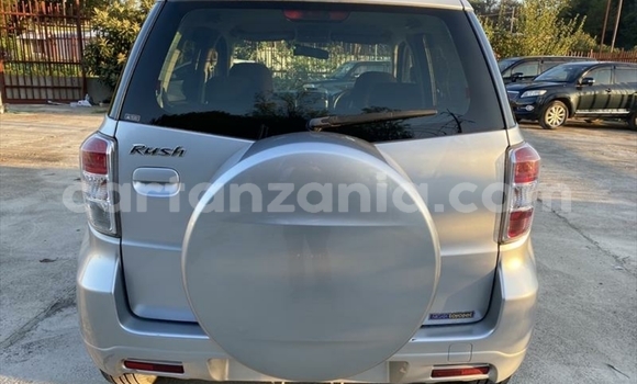 Nunua Imported Toyota Rush Fedha Gari ndani ya Dar es Salaam nchini Dar es Salaam Nunua Imported Toyota Rush Fedha Gari ndani ya Dar es Salaam nchini Dar es Salaam