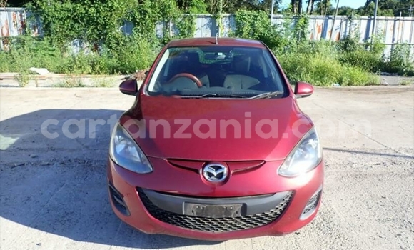 Nunua Imported Mazda Demio Nyekundu Gari ndani ya Dar es Salaam nchini Dar es Salaam