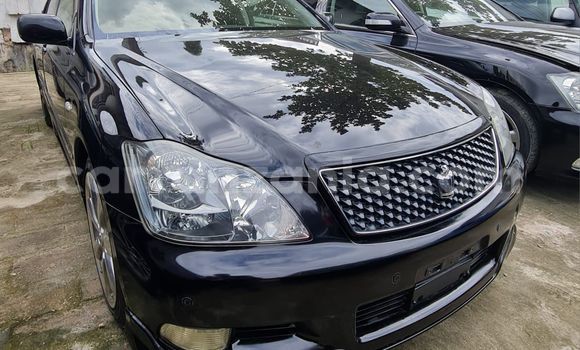Nunua Imported Toyota Crown Nyeusi Gari ndani ya Dar es Salaam nchini Dar es Salaam Nunua Imported Toyota Crown Nyeusi Gari ndani ya Dar es Salaam nchini Dar es Salaam