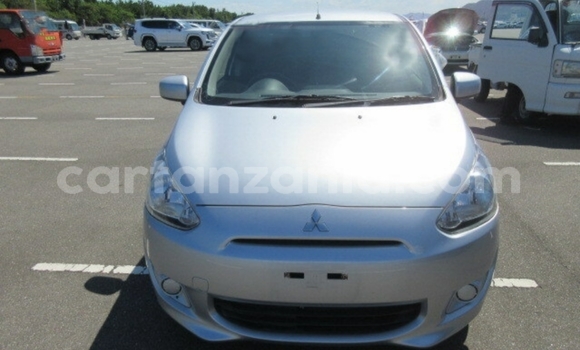 Nunua Imported Mitsubishi Mirage Fedha Gari ndani ya Dar es Salaam nchini Dar es Salaam