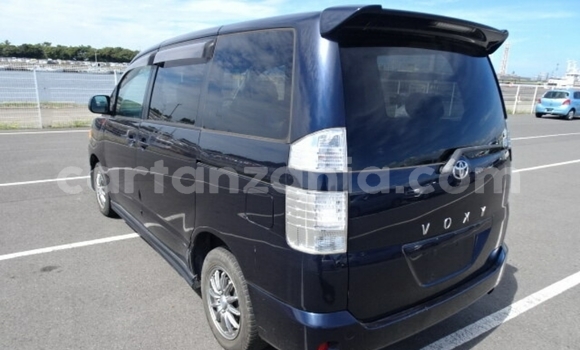 Nunua Imported Toyota Voxy Bluu Gari ndani ya Dar es Salaam nchini Dar es Salaam Nunua Imported Toyota Voxy Bluu Gari ndani ya Dar es Salaam nchini Dar es Salaam