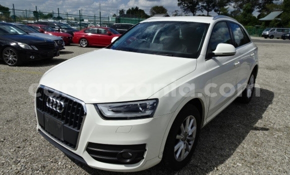 Nunua Imported Audi Q3 Nyeupe Gari ndani ya Dar es Salaam nchini Dar es Salaam Nunua Imported Audi Q3 Nyeupe Gari ndani ya Dar es Salaam nchini Dar es Salaam
