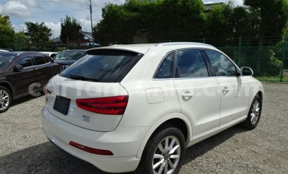 Nunua Imported Audi Q3 Nyeupe Gari ndani ya Dar es Salaam nchini Dar es Salaam Nunua Imported Audi Q3 Nyeupe Gari ndani ya Dar es Salaam nchini Dar es Salaam