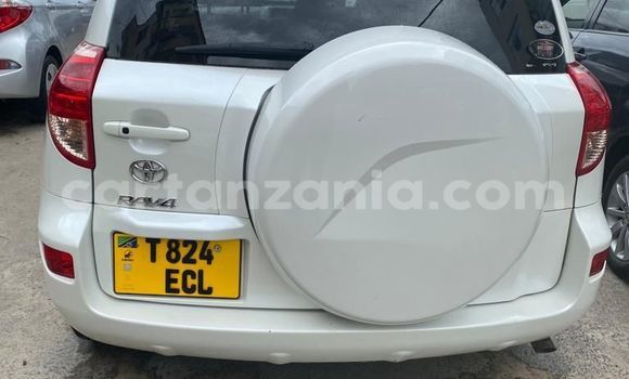 Buy Used Toyota RAV4 White Car in Dar es Salaam in Dar es Salaam Buy Used Toyota RAV4 White Car in Dar es Salaam in Dar es Salaam
