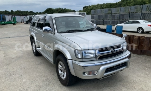 Nunua Imported Toyota Hilux Surf Fedha Gari ndani ya Dar es Salaam nchini Dar es Salaam Nunua Imported Toyota Hilux Surf Fedha Gari ndani ya Dar es Salaam nchini Dar es Salaam