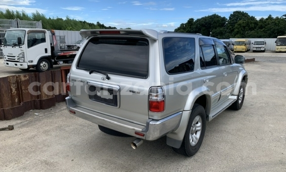 Nunua Imported Toyota Hilux Surf Fedha Gari ndani ya Dar es Salaam nchini Dar es Salaam Nunua Imported Toyota Hilux Surf Fedha Gari ndani ya Dar es Salaam nchini Dar es Salaam