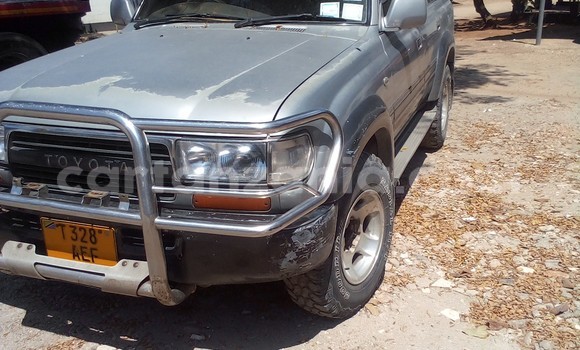 Nunua Ilio tumika Toyota Land Cruiser Nyingine Gari ndani ya Dar es Salaam nchini Dar es Salaam