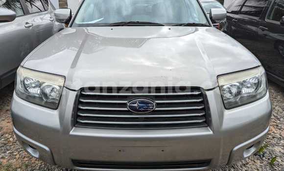 Nunua Imported Subaru Forester Fedha Gari ndani ya Dar es Salaam nchini Dar es Salaam