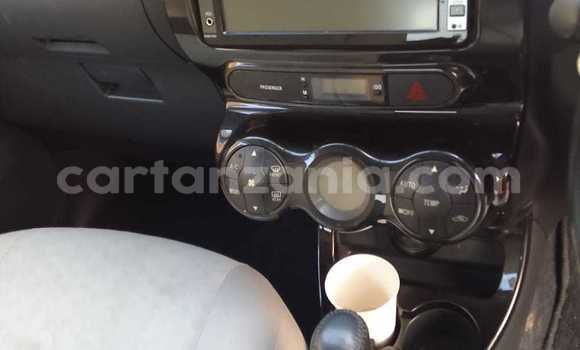 Buy Import Toyota IST White Car in Dar es Salaam in Dar es Salaam Buy Import Toyota IST White Car in Dar es Salaam in Dar es Salaam