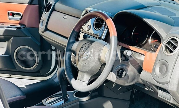 Nunua Imported Mazda Verisa Nyeupe Gari ndani ya Dar es Salaam nchini Dar es Salaam Nunua Imported Mazda Verisa Nyeupe Gari ndani ya Dar es Salaam nchini Dar es Salaam