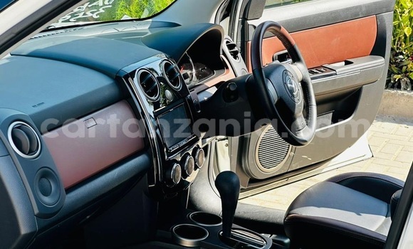 Nunua Imported Mazda Verisa Nyeupe Gari ndani ya Dar es Salaam nchini Dar es Salaam Nunua Imported Mazda Verisa Nyeupe Gari ndani ya Dar es Salaam nchini Dar es Salaam