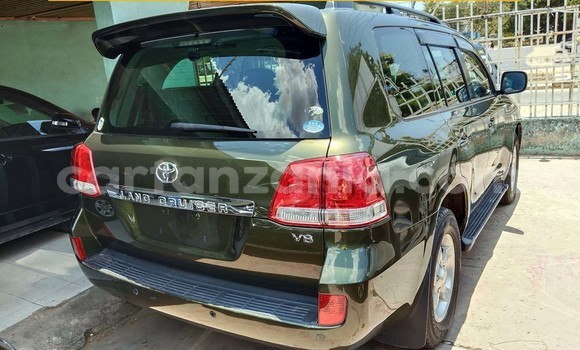 Buy New Toyota Land Cruiser Green Car in Dar es Salaam in Dar es Salaam Buy New Toyota Land Cruiser Green Car in Dar es Salaam in Dar es Salaam