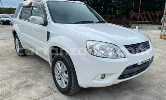 Nunua Imported Ford Escape Nyeupe Gari ndani ya Dar es Salaam nchini Dar es Salaam Nunua Imported Ford Escape Nyeupe Gari ndani ya Dar es Salaam nchini Dar es Salaam