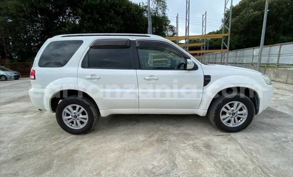 Nunua Imported Ford Escape Nyeupe Gari ndani ya Dar es Salaam nchini Dar es Salaam Nunua Imported Ford Escape Nyeupe Gari ndani ya Dar es Salaam nchini Dar es Salaam