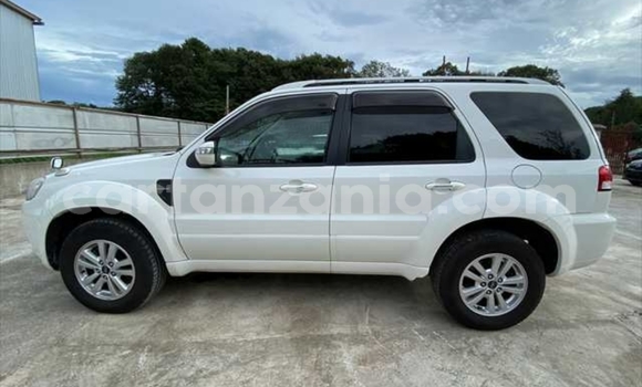 Nunua Imported Ford Escape Nyeupe Gari ndani ya Dar es Salaam nchini Dar es Salaam Nunua Imported Ford Escape Nyeupe Gari ndani ya Dar es Salaam nchini Dar es Salaam
