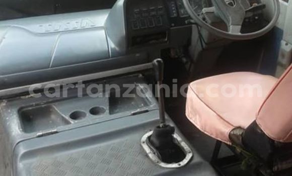 Buy Used Toyota IST Other Car in Dar es Salaam in Dar es Salaam Buy Used Toyota IST Other Car in Dar es Salaam in Dar es Salaam