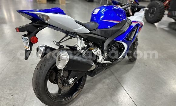 Buy Used Suzuki GSX Blue Bike in Babati Rural in Manyara Buy Used Suzuki GSX Blue Bike in Babati Rural in Manyara