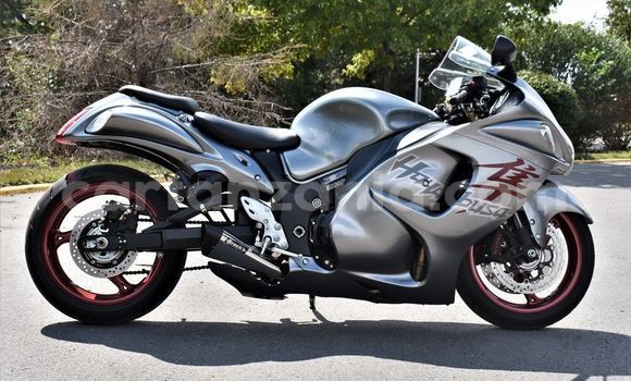 Buy Used Suzuki HAYABUSA Silver Bike in Bagamoyo in Pwani Buy Used Suzuki HAYABUSA Silver Bike in Bagamoyo in Pwani