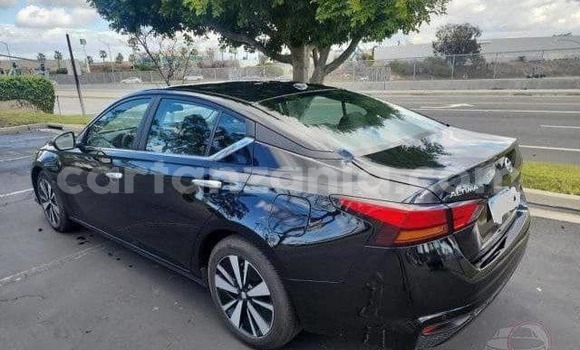 Buy Used Nissan Altima Blue Car in Bukoba in Kagera Buy Used Nissan Altima Blue Car in Bukoba in Kagera