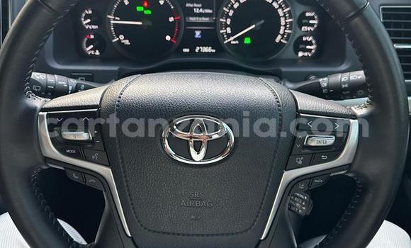 Buy Import Toyota Land Cruiser White Car in Dar es Salaam in Dar es Salaam Buy Import Toyota Land Cruiser White Car in Dar es Salaam in Dar es Salaam