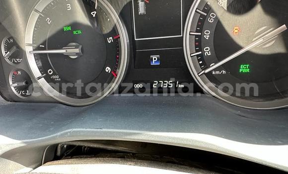 Buy Import Toyota Land Cruiser White Car in Dar es Salaam in Dar es Salaam Buy Import Toyota Land Cruiser White Car in Dar es Salaam in Dar es Salaam