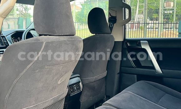 Buy Import Toyota Land Cruiser Prado White Car in Dar es Salaam in Dar es Salaam Buy Import Toyota Land Cruiser Prado White Car in Dar es Salaam in Dar es Salaam