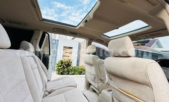 Buy Import Toyota Alphard White Car in Dar es Salaam in Dar es Salaam Buy Import Toyota Alphard White Car in Dar es Salaam in Dar es Salaam