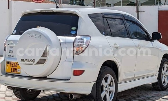 Buy Used Toyota RAV4 White Car in Dar es Salaam in Dar es Salaam Buy Used Toyota RAV4 White Car in Dar es Salaam in Dar es Salaam