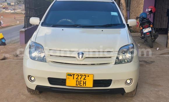 Nunua Ilio tumika Toyota IST Nyeupe Gari ndani ya Dar es Salaam nchini Dar es Salaam Nunua Ilio tumika Toyota IST Nyeupe Gari ndani ya Dar es Salaam nchini Dar es Salaam