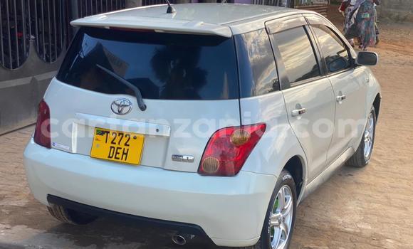 Nunua Ilio tumika Toyota IST Nyeupe Gari ndani ya Dar es Salaam nchini Dar es Salaam Nunua Ilio tumika Toyota IST Nyeupe Gari ndani ya Dar es Salaam nchini Dar es Salaam