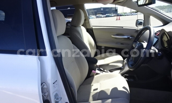 Buy Import Toyota Auris Other Car in Dar es Salaam in Dar es Salaam Buy Import Toyota Auris Other Car in Dar es Salaam in Dar es Salaam