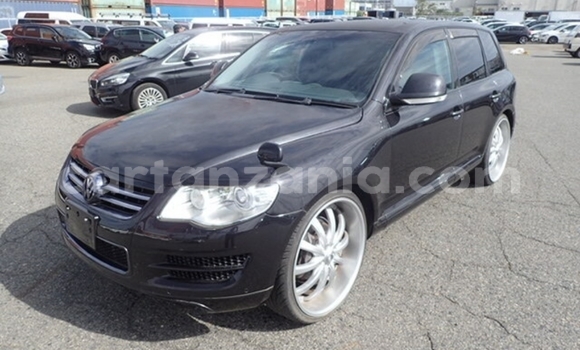 Nunua Imported Volkswagen Touareg Nyeusi Gari ndani ya Dar es Salaam nchini Dar es Salaam Nunua Imported Volkswagen Touareg Nyeusi Gari ndani ya Dar es Salaam nchini Dar es Salaam