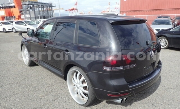 Nunua Imported Volkswagen Touareg Nyeusi Gari ndani ya Dar es Salaam nchini Dar es Salaam Nunua Imported Volkswagen Touareg Nyeusi Gari ndani ya Dar es Salaam nchini Dar es Salaam