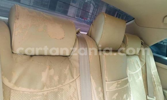 Buy Used Toyota Crown Silver Car in Dar es Salaam in Dar es Salaam Buy Used Toyota Crown Silver Car in Dar es Salaam in Dar es Salaam