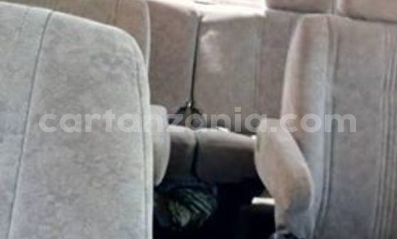 Buy Used Toyota Noah White Car in Dodoma in Dodoma Buy Used Toyota Noah White Car in Dodoma in Dodoma
