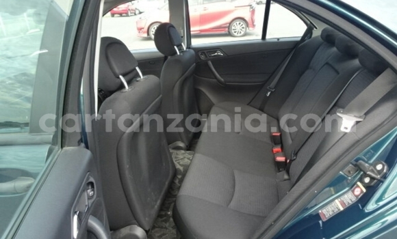 Nunua Imported Mercedes-Benz C180 coupe Kijani Gari ndani ya Dar es Salaam nchini Dar es Salaam Nunua Imported Mercedes-Benz C180 coupe Kijani Gari ndani ya Dar es Salaam nchini Dar es Salaam
