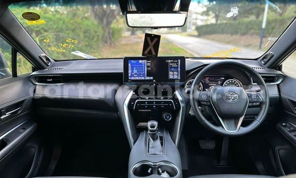 Buy Used Toyota Harrier White Car in Dar es Salaam in Dar es Salaam Buy Used Toyota Harrier White Car in Dar es Salaam in Dar es Salaam