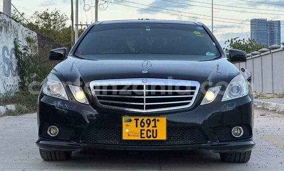 Buy Used Mercedes-Benz E-Classe Black Car in Dar es Salaam in Dar es Salaam