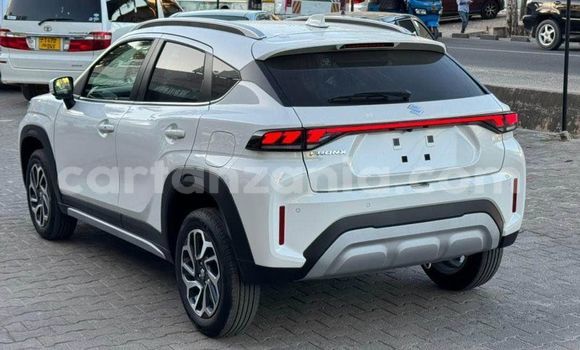 Nunua Ilio tumika Suzuki Forenza Nyeupe Gari ndani ya Dar es Salaam nchini Dar es Salaam Nunua Ilio tumika Suzuki Forenza Nyeupe Gari ndani ya Dar es Salaam nchini Dar es Salaam