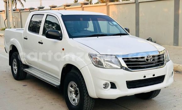 Nunua Ilio tumika Toyota Hilux Nyeupe Gari ndani ya Dar es Salaam nchini Dar es Salaam Nunua Ilio tumika Toyota Hilux Nyeupe Gari ndani ya Dar es Salaam nchini Dar es Salaam