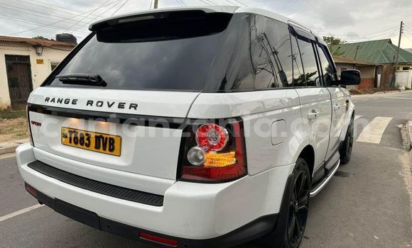 Nunua Ilio tumika Range Rover Range Rover Nyeupe Gari ndani ya Dar es Salaam nchini Dar es Salaam Nunua Ilio tumika Range Rover Range Rover Nyeupe Gari ndani ya Dar es Salaam nchini Dar es Salaam